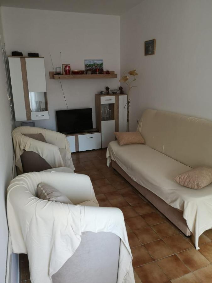 Rakalj Apartment Kalavojna מראה חיצוני תמונה