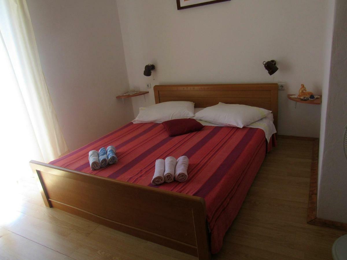 Rakalj Apartment Kalavojna מראה חיצוני תמונה